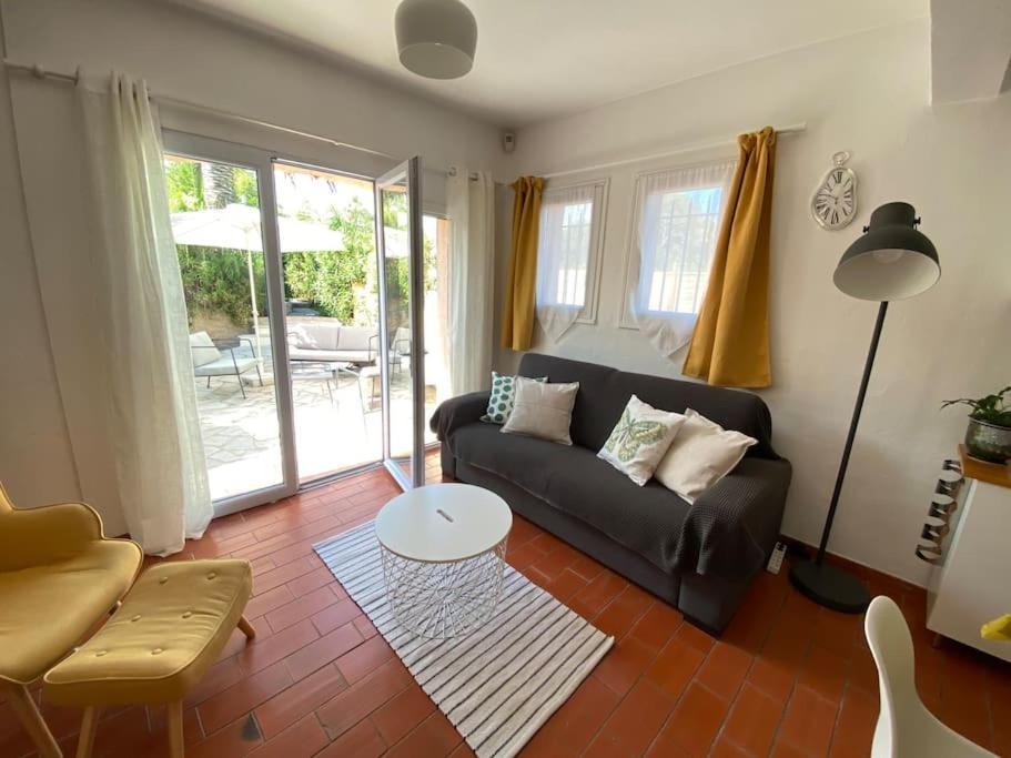 Simone, Appartement Maison, Quartier Calme, Grande Terrasse, Spa, Barbecue, 2 Chambres Fréjus Exterior foto
