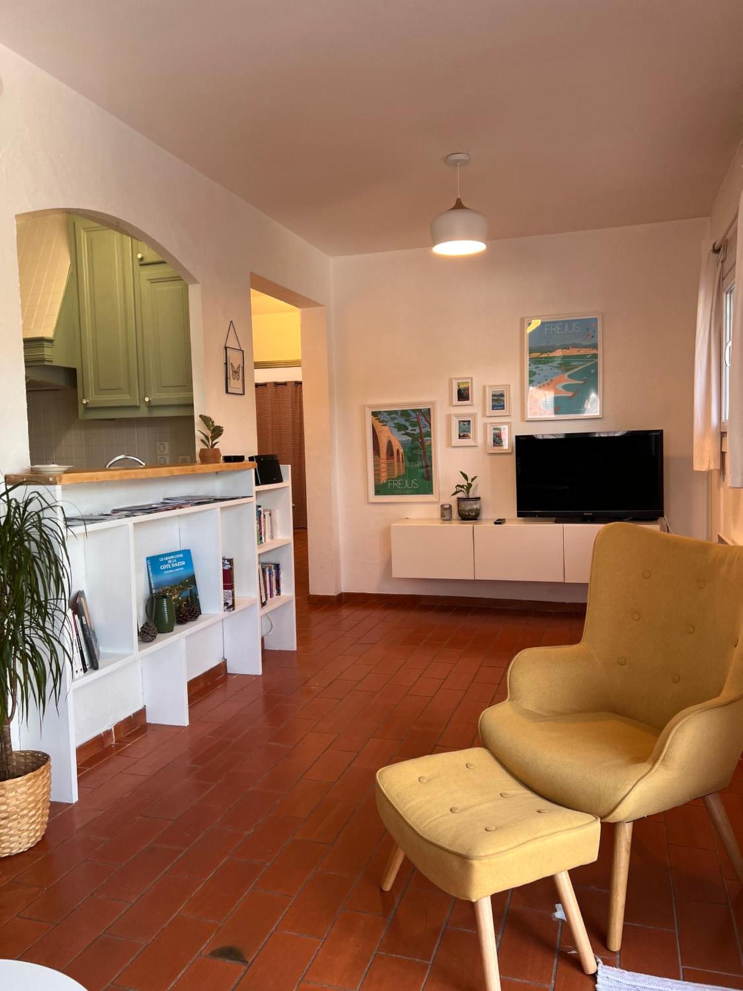 Simone, Appartement Maison, Quartier Calme, Grande Terrasse, Spa, Barbecue, 2 Chambres Fréjus Exterior foto