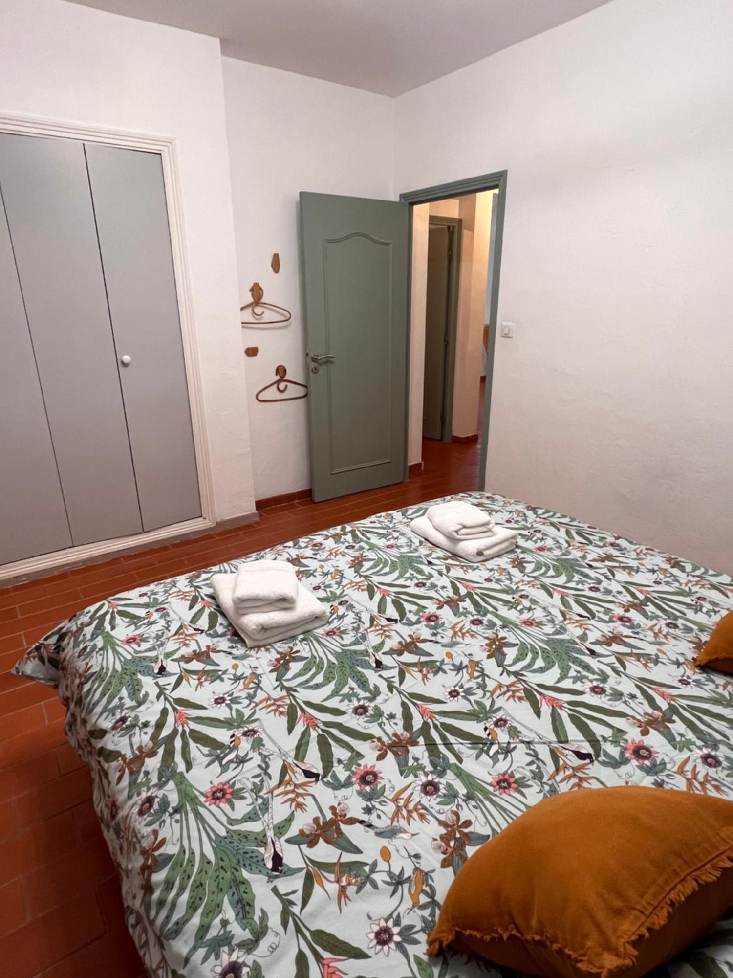 Simone, Appartement Maison, Quartier Calme, Grande Terrasse, Spa, Barbecue, 2 Chambres Fréjus Exterior foto